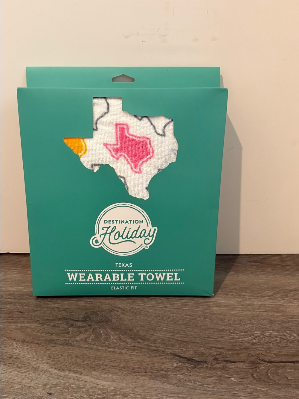 Cute Destination Holiday Texas Wearable Towel- Elastic Fit- NIB